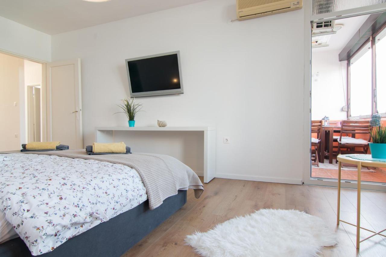 Harbour-Apartment With Sea View And Parking Spot Πούλα Εξωτερικό φωτογραφία