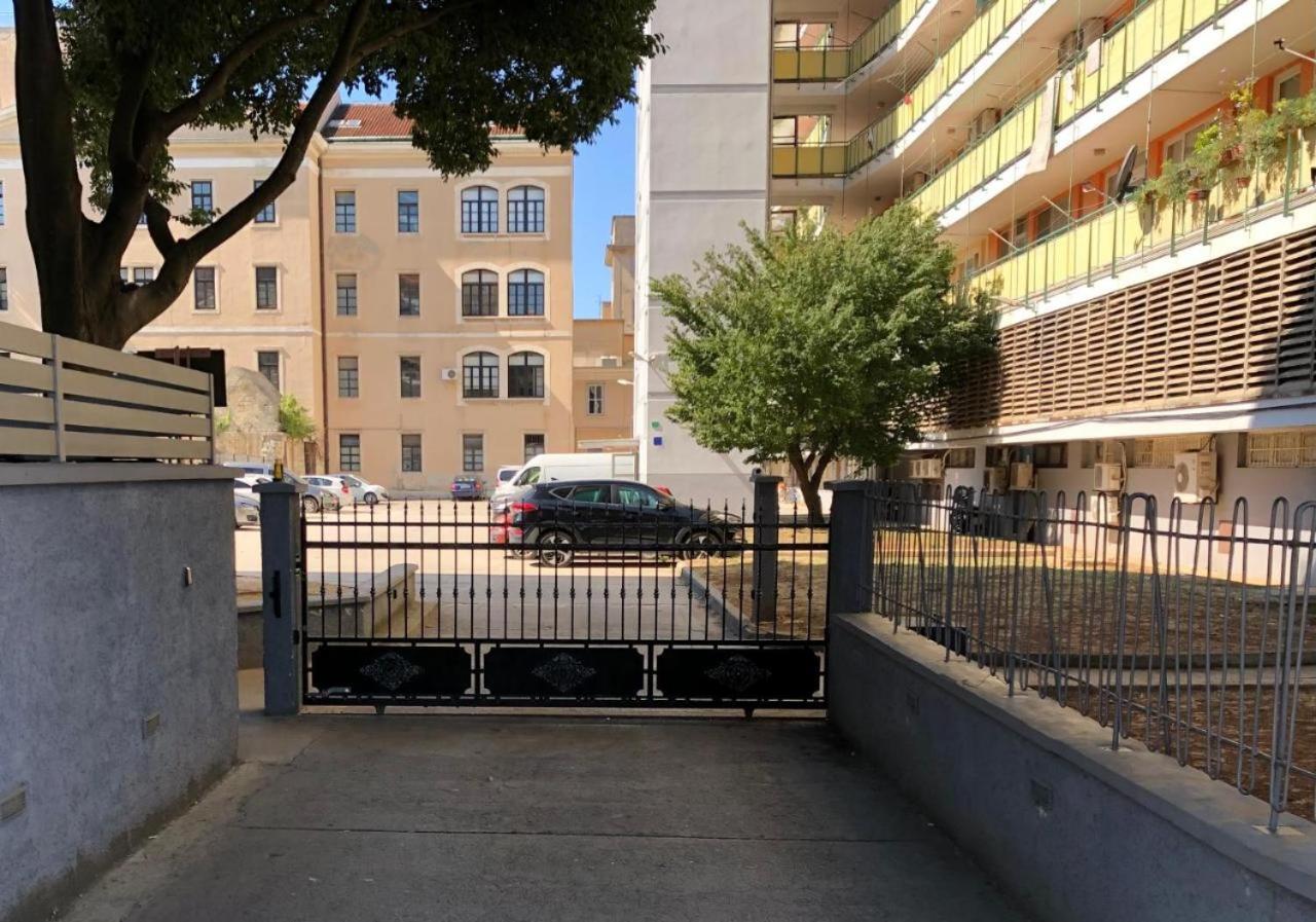 Harbour-Apartment With Sea View And Parking Spot Πούλα Εξωτερικό φωτογραφία